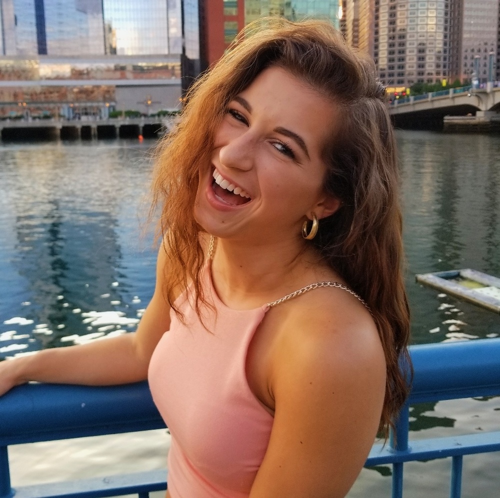 Meet your Posher, Amanda